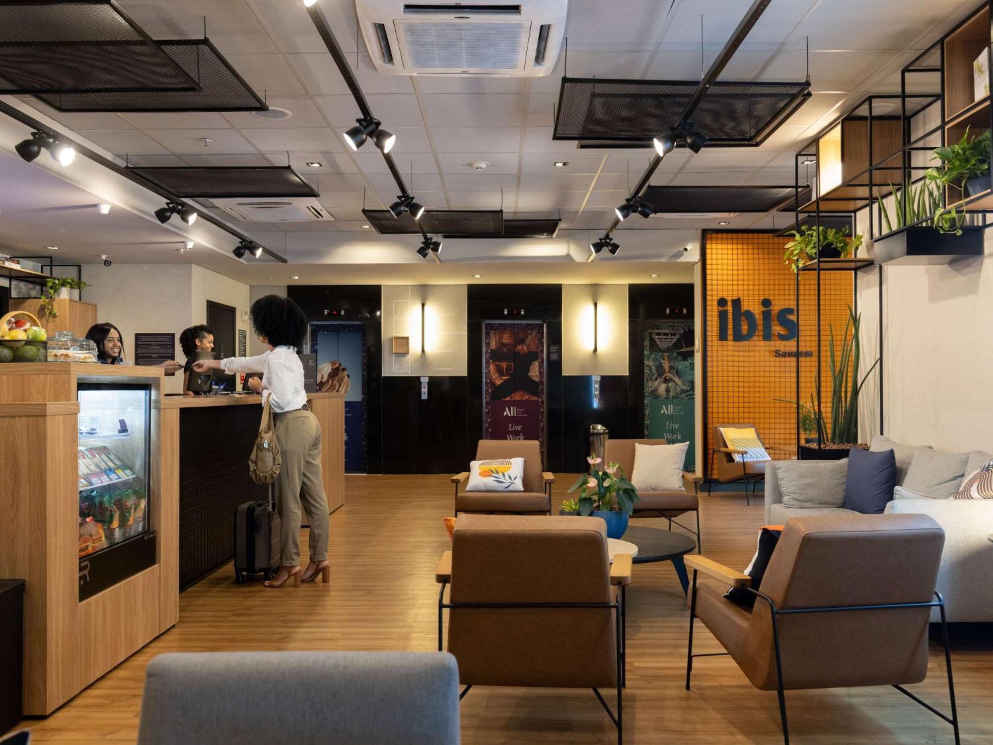 Ibis Belo Horizonte Savassi Hotell Exteriör bild
