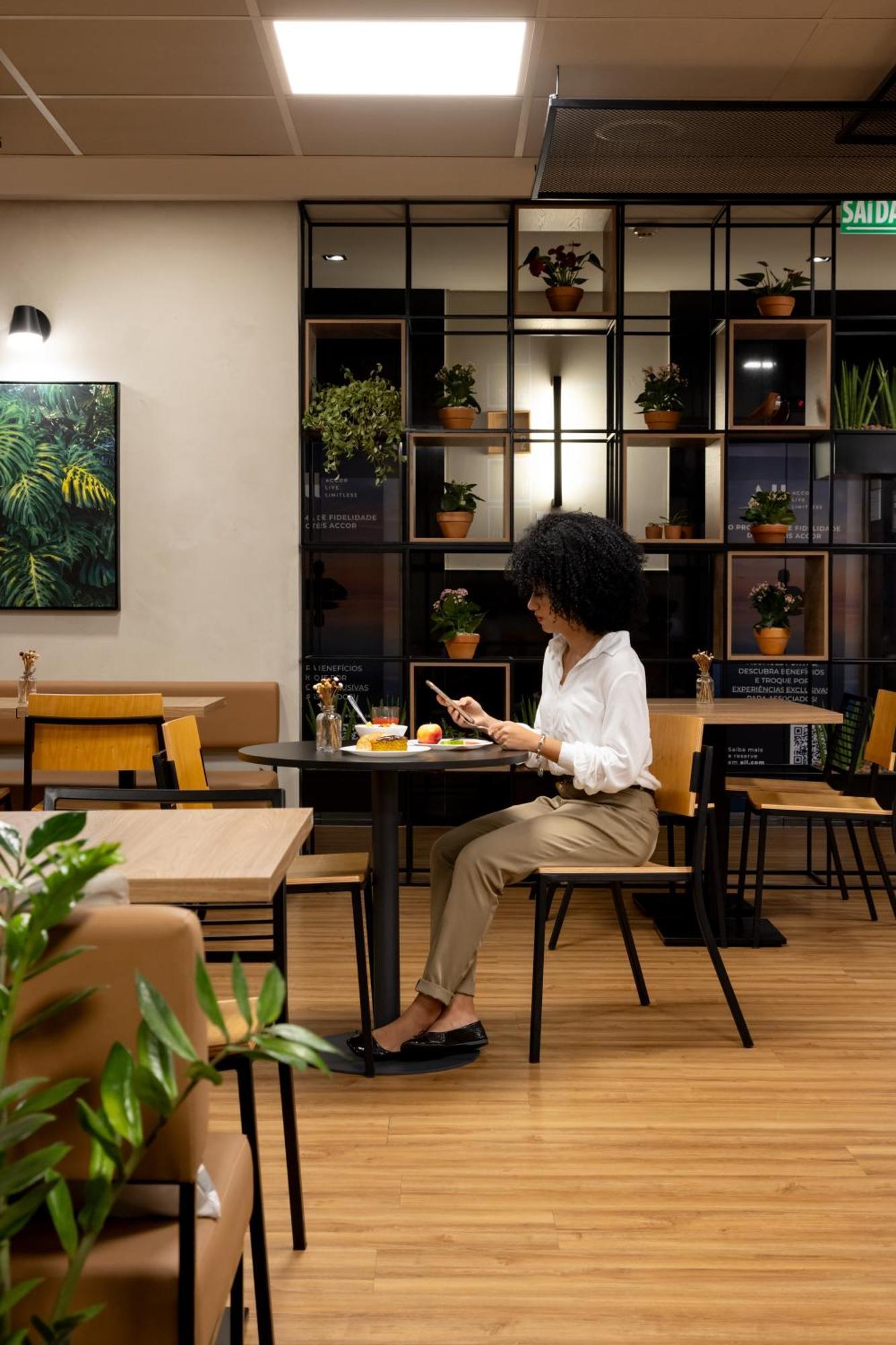 Ibis Belo Horizonte Savassi Hotell Exteriör bild